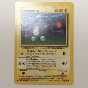 Magnemite 40Hp Pokémon Trading Card